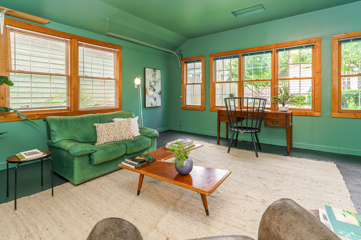 1010 Vernon Rd-13