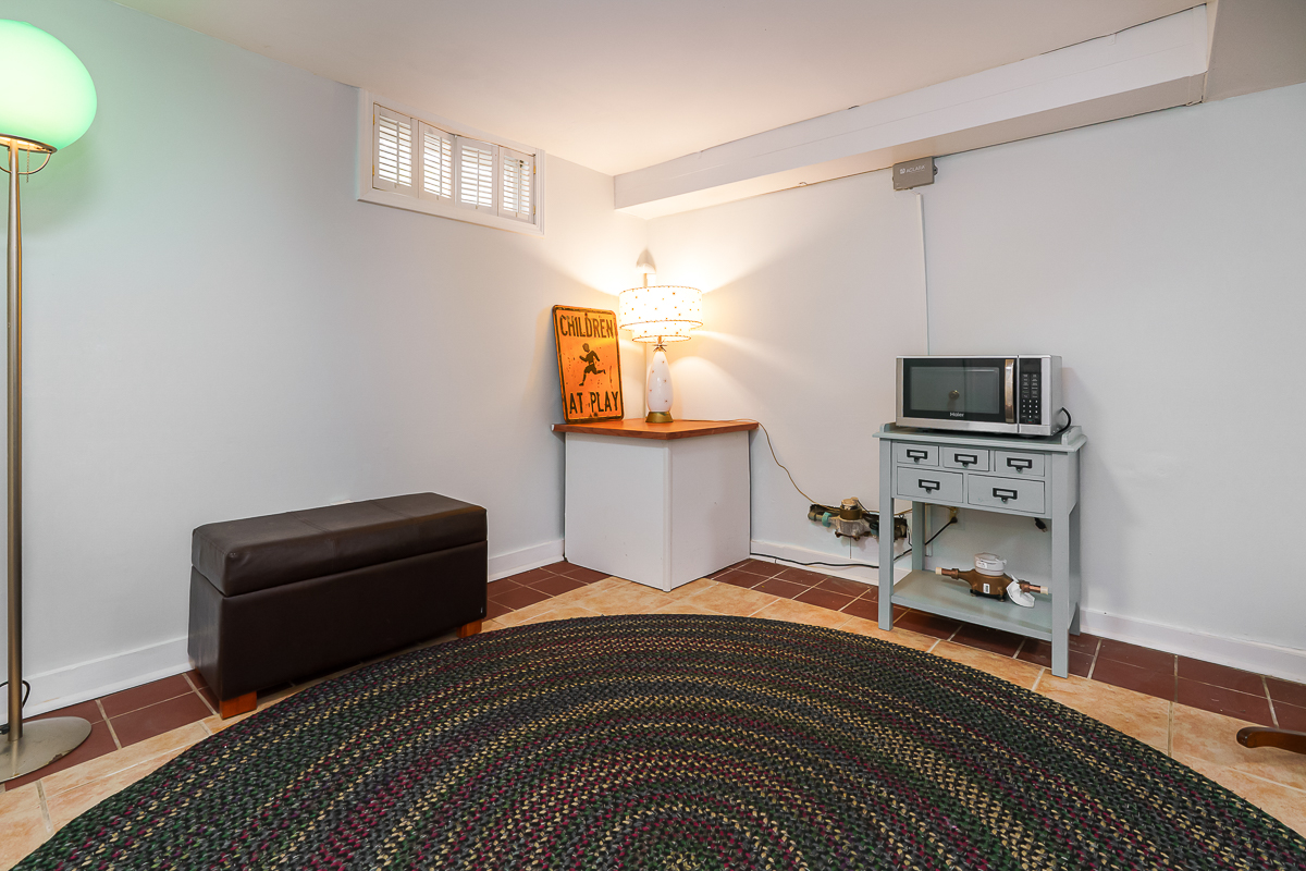 1010 Vernon Rd-17