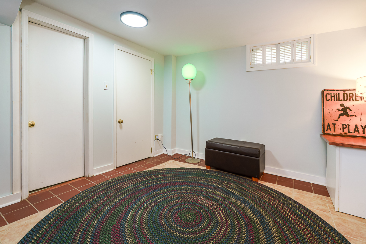 1010 Vernon Rd-18