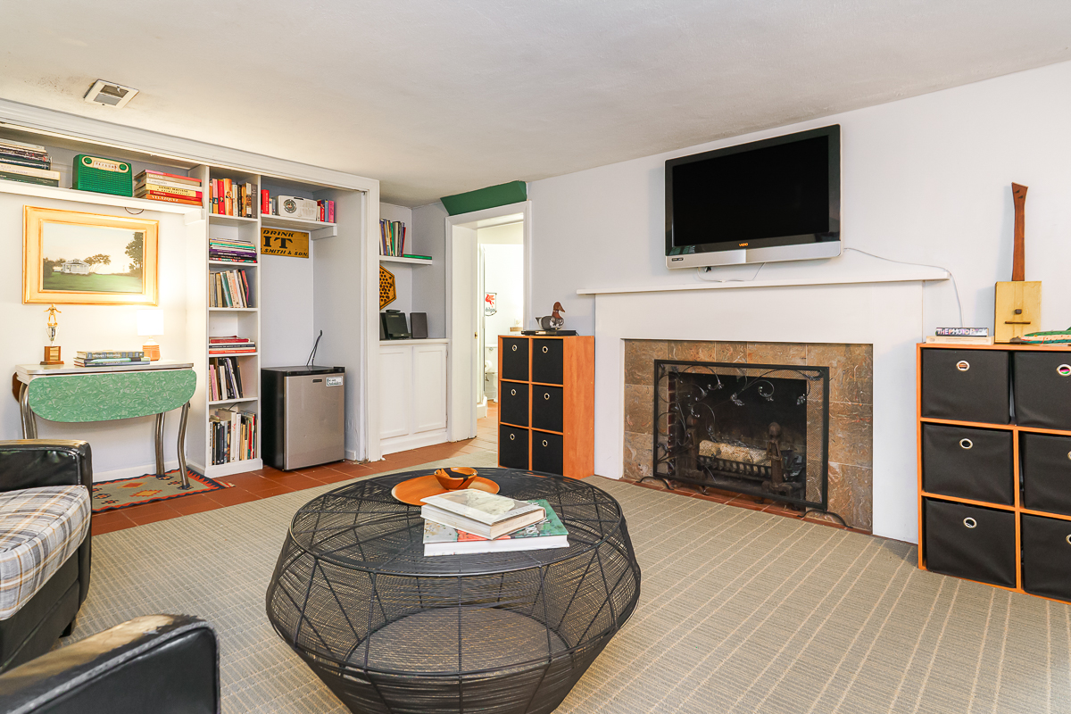 1010 Vernon Rd-24