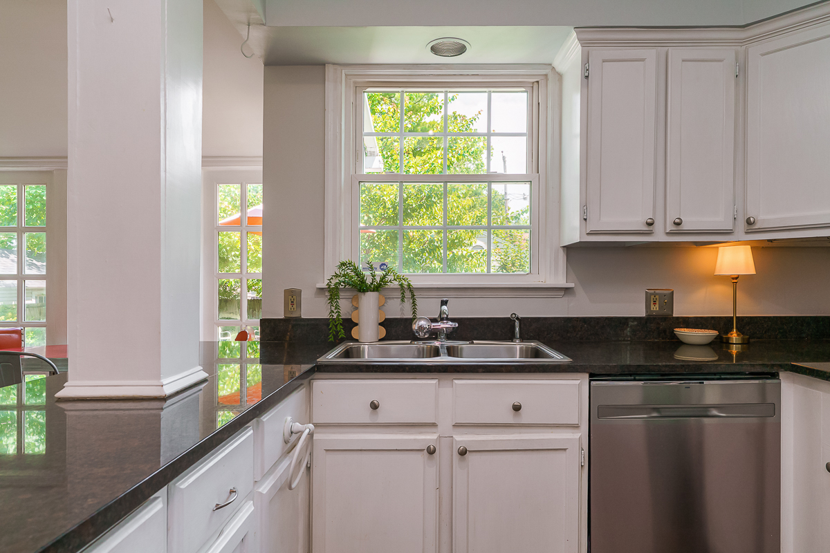 1010 Vernon Rd-32
