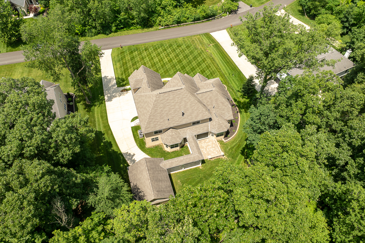 10260 Carmel Dr-9