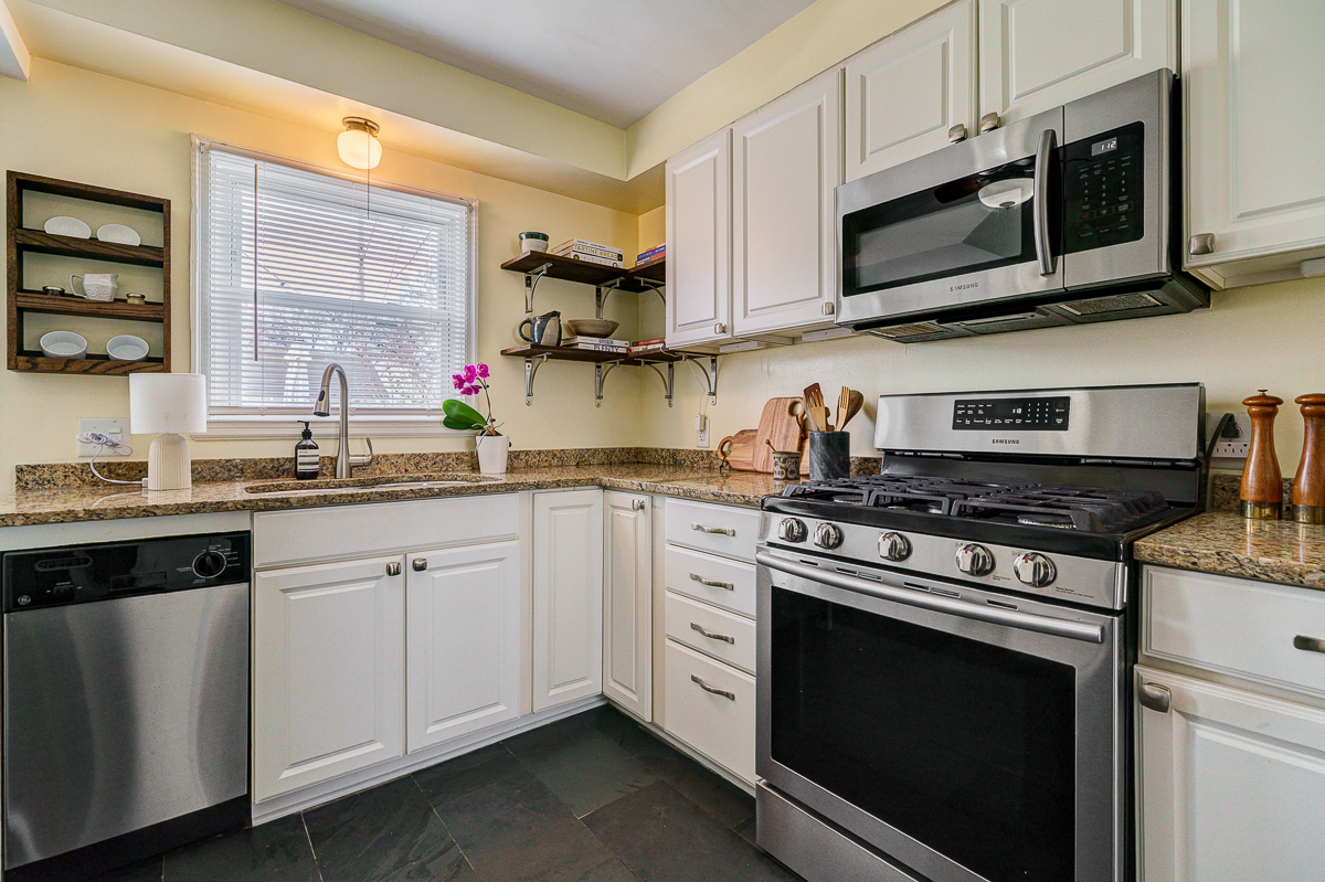 1059 Grandon Ave-18