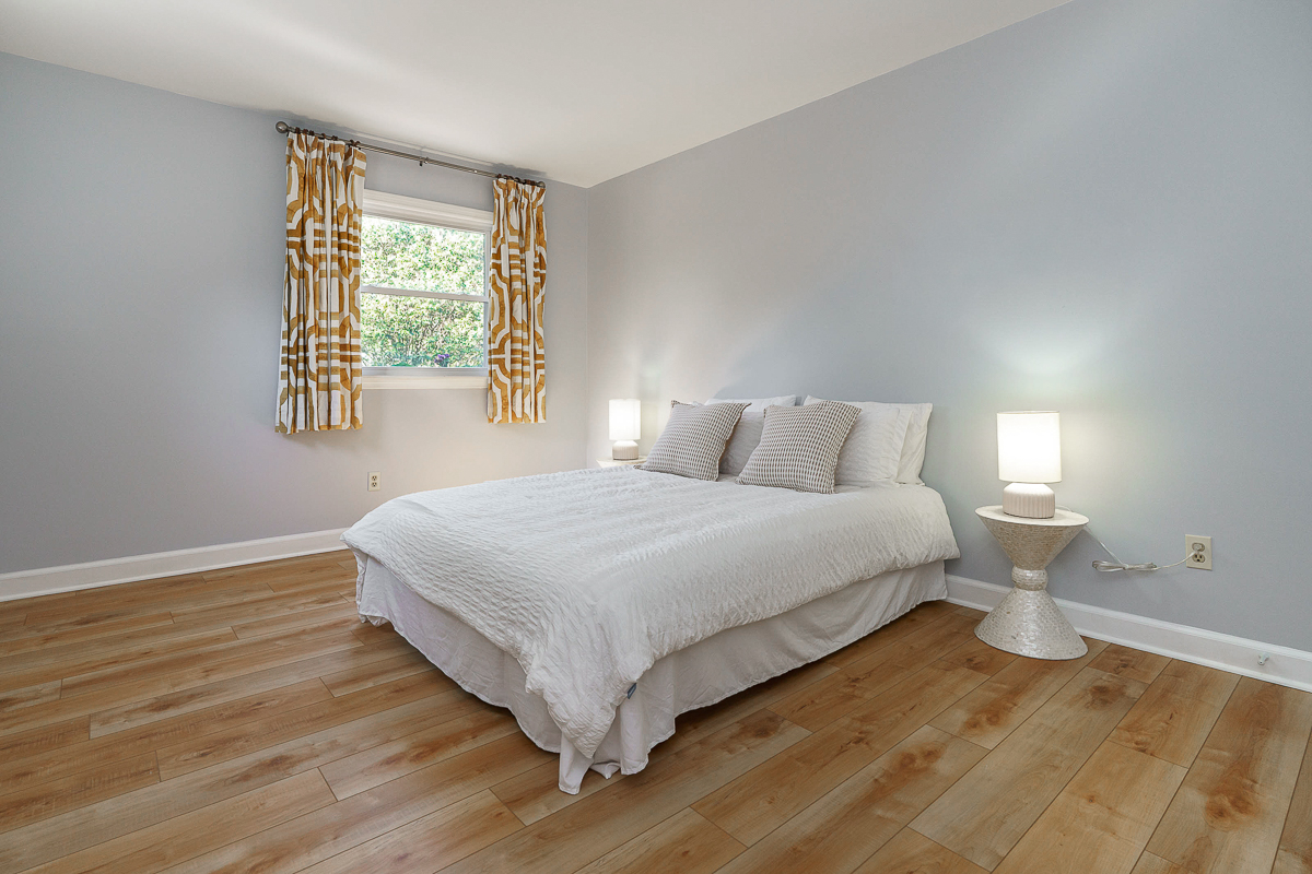 106 Ormsbee Ave-33