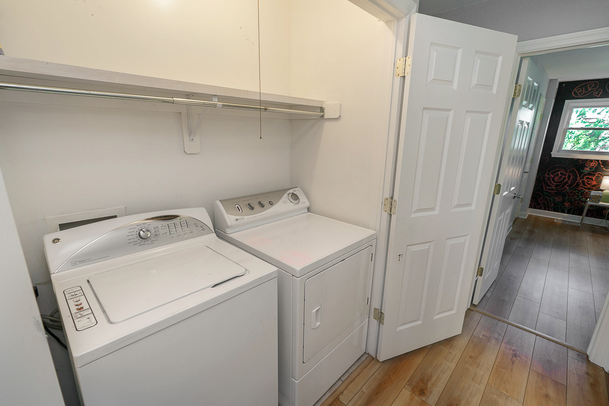 106 Ormsbee Ave-39