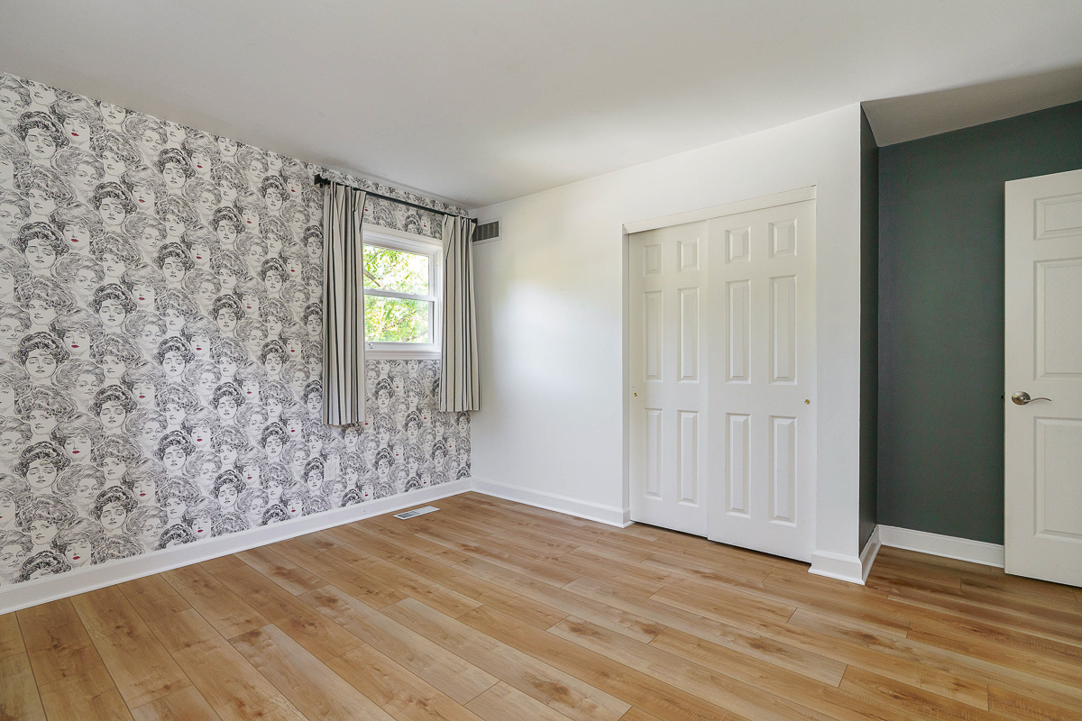 106 Ormsbee Ave-45