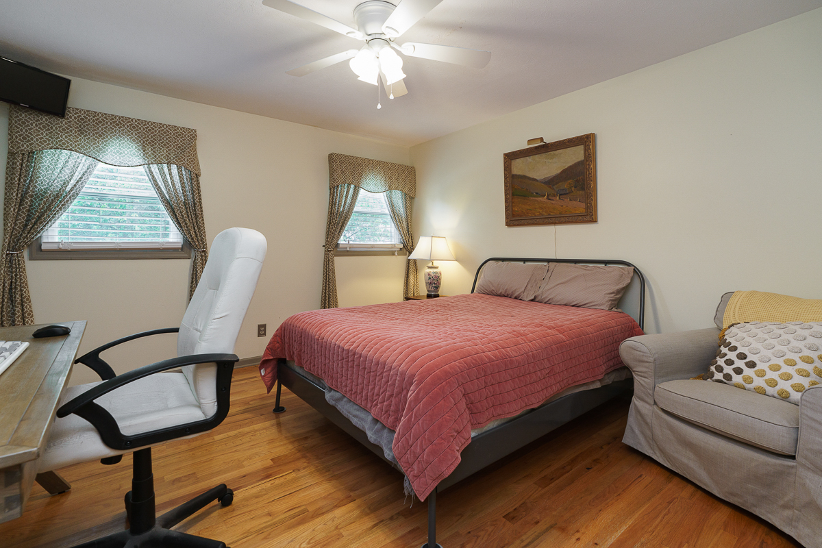 1108 Langland Dr-27