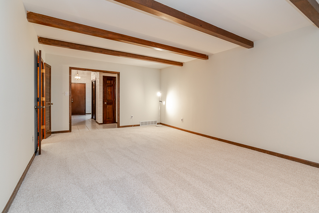 111 North Nob Hill-27