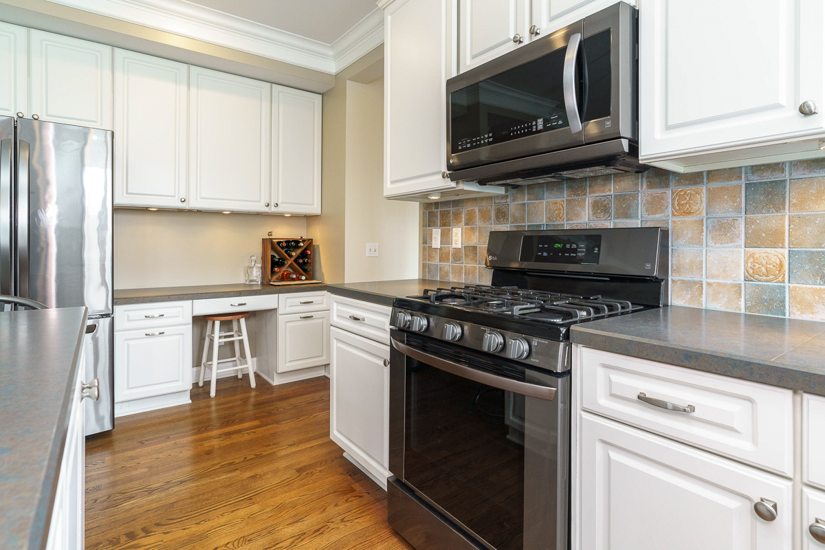 1140 Slate Ridge Dr-33