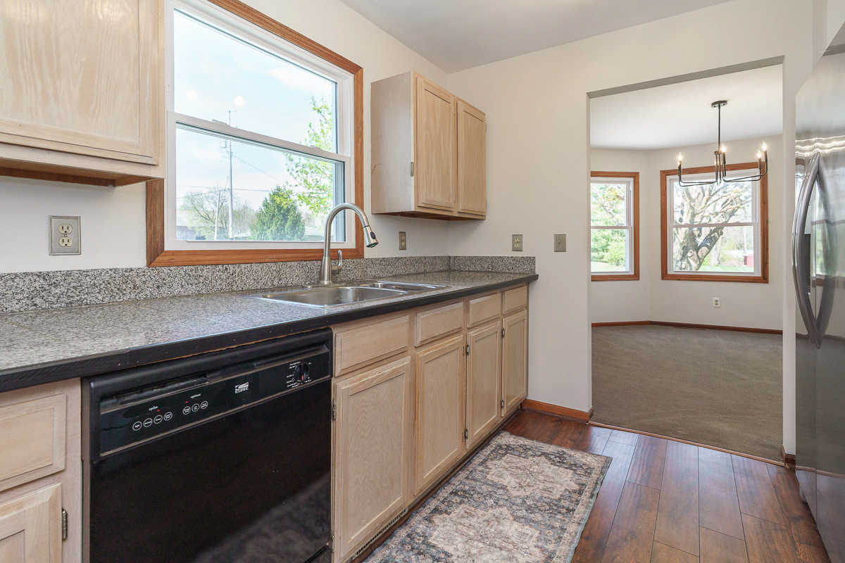 1203 Hiner Rd-29