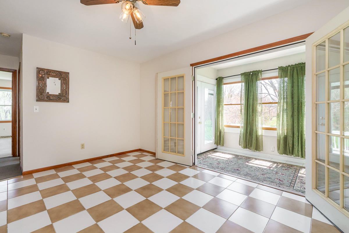 1203 Hiner Rd-32