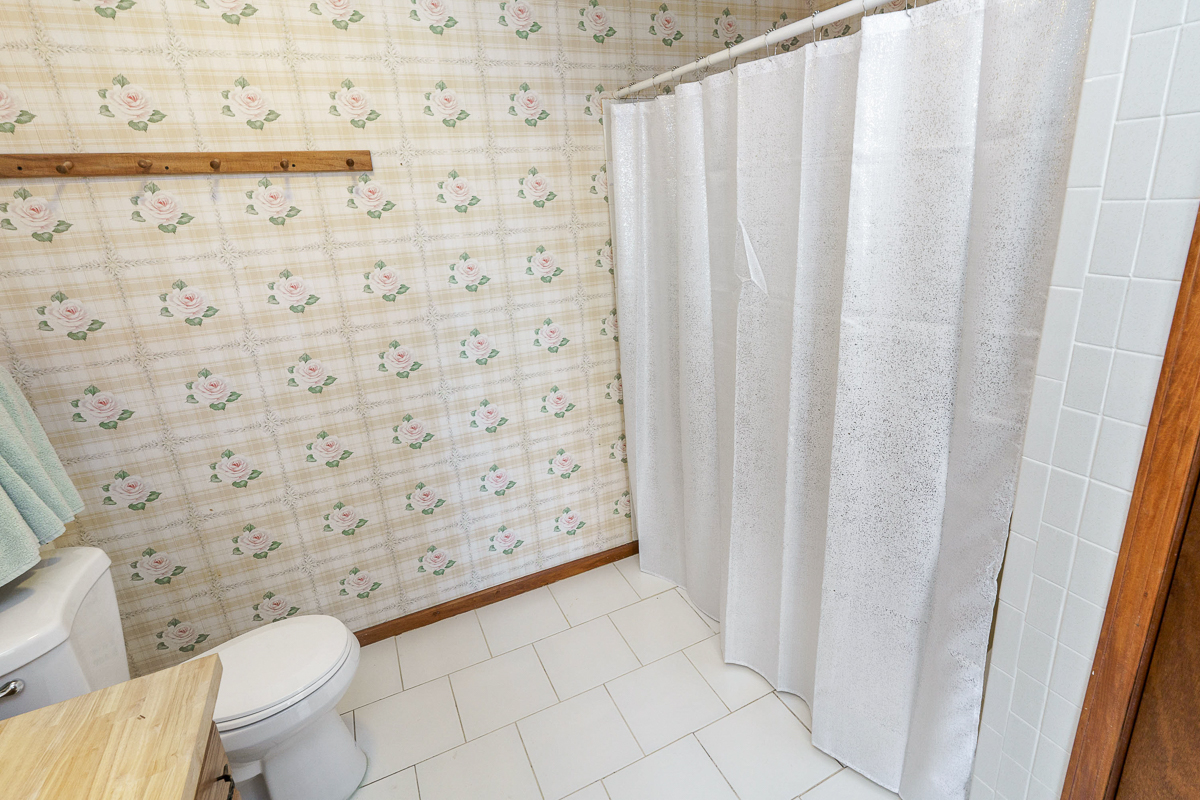 1203 Hiner Rd-44
