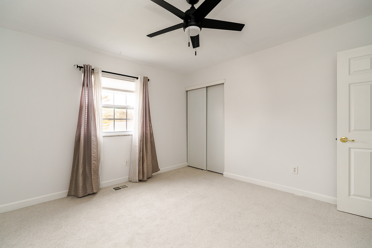 1217 Weybridge Rd-37