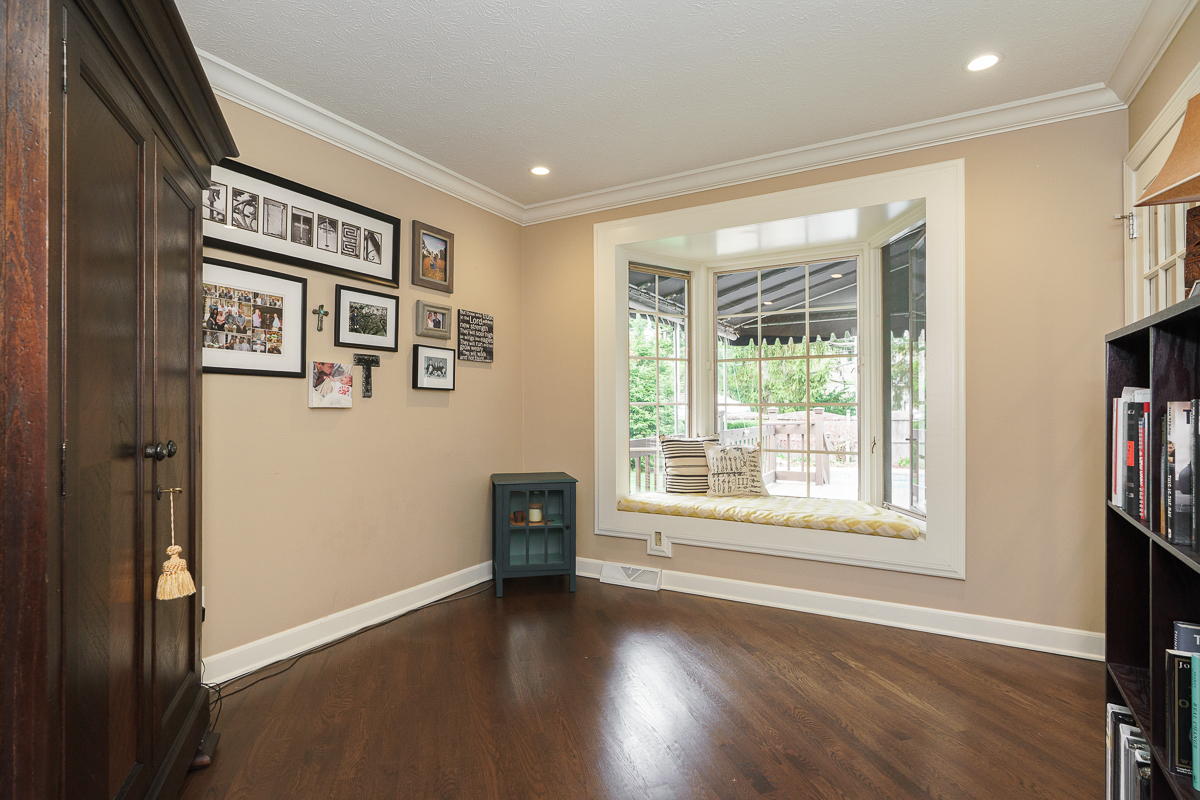 1236 Langston Dr-23
