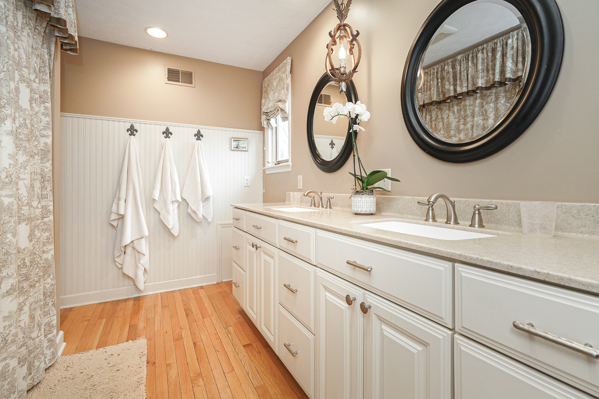 1236 Langston Dr-48