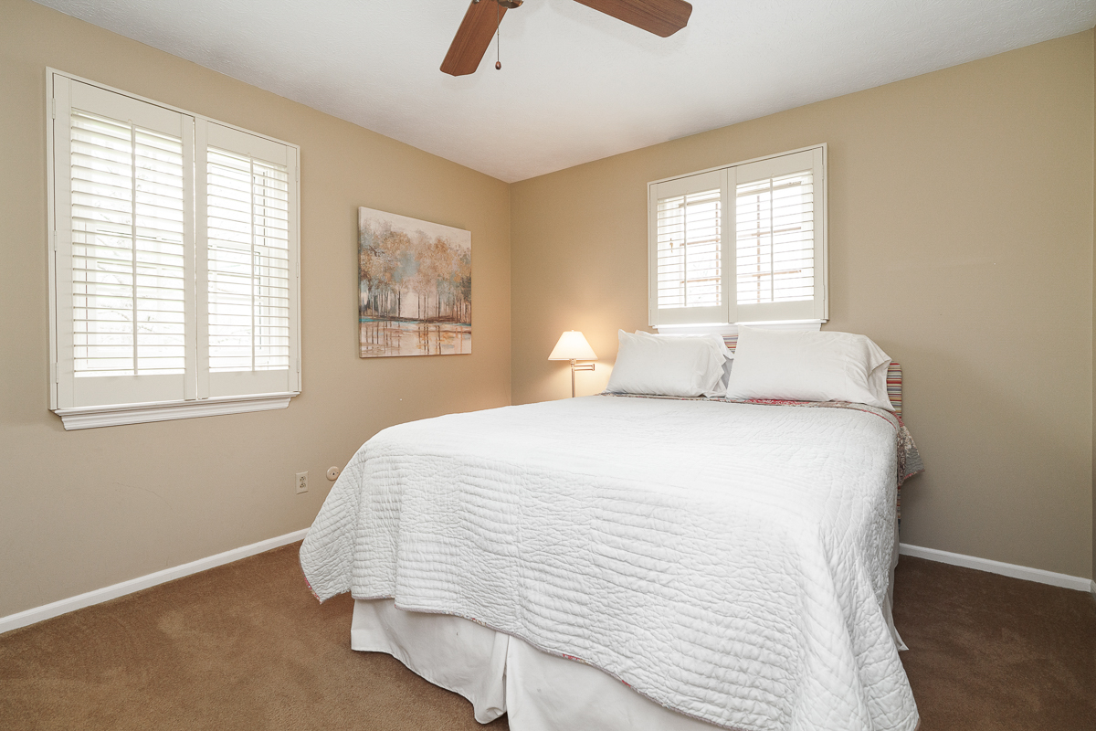 1236 Langston Dr-54