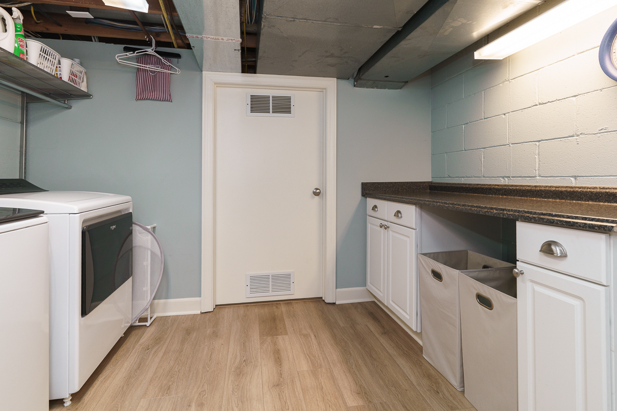 1236 Langston Dr-56