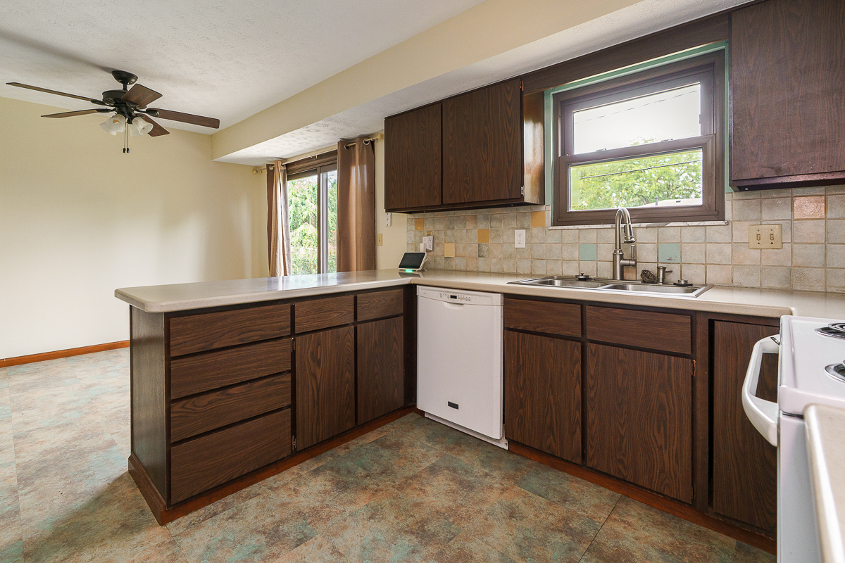 1258 Denbigh Dr-12