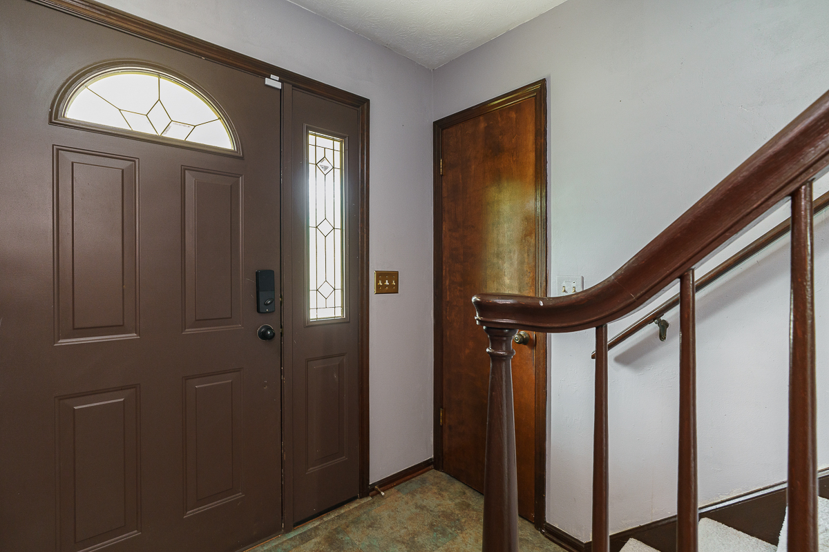 1258 Denbigh Dr-24