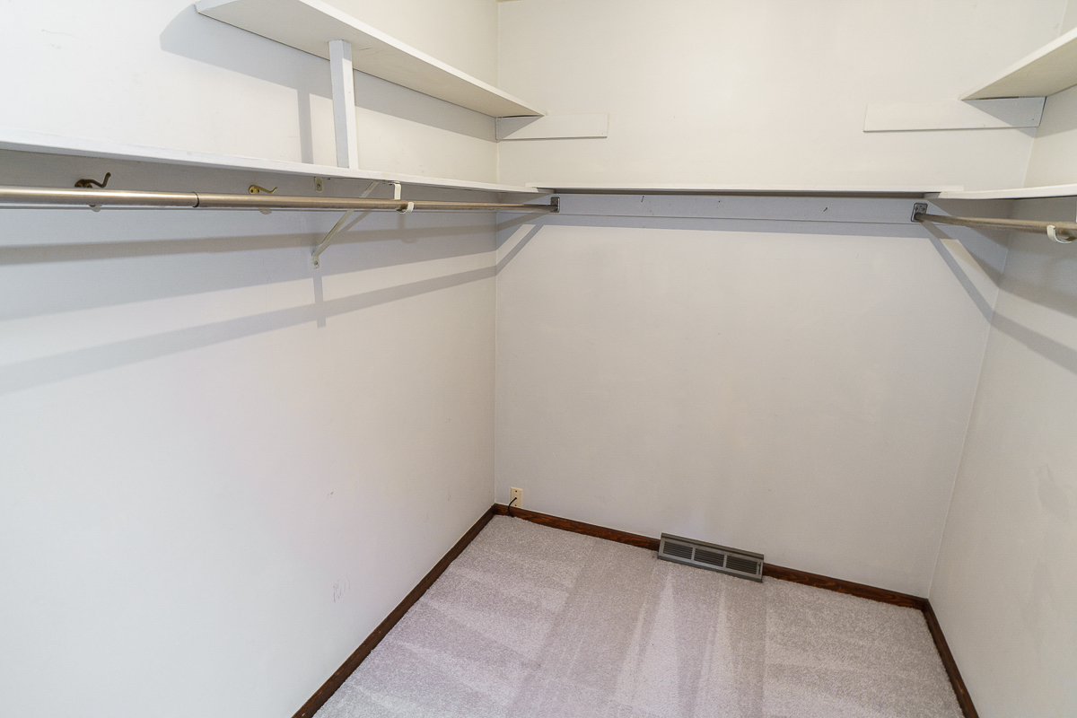 1258 Denbigh Dr-29