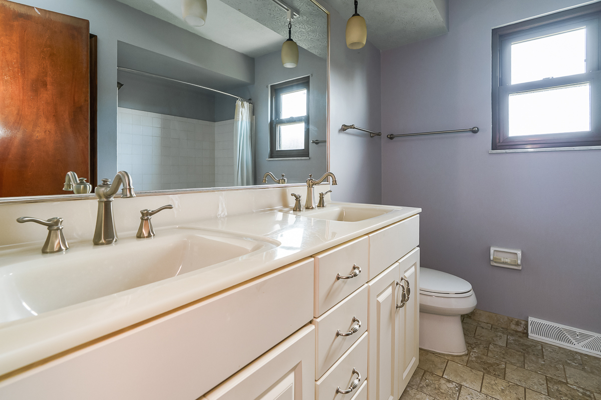1258 Denbigh Dr-30