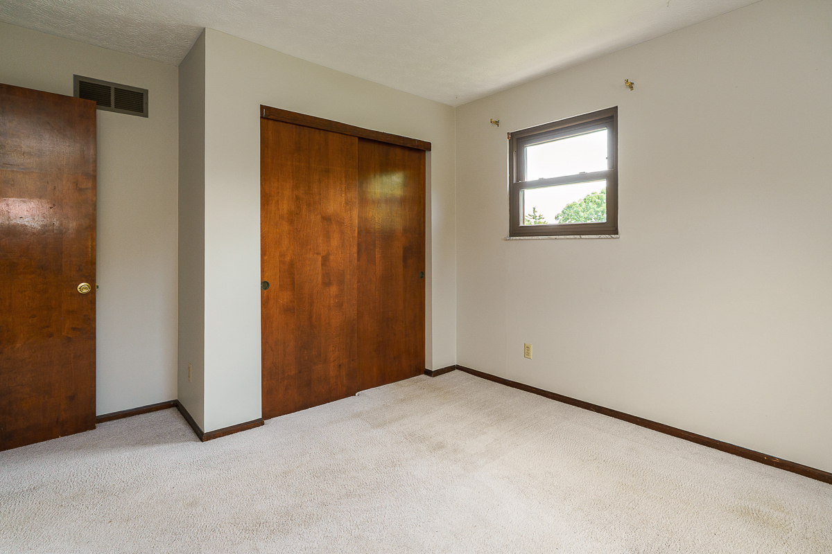 1258 Denbigh Dr-35