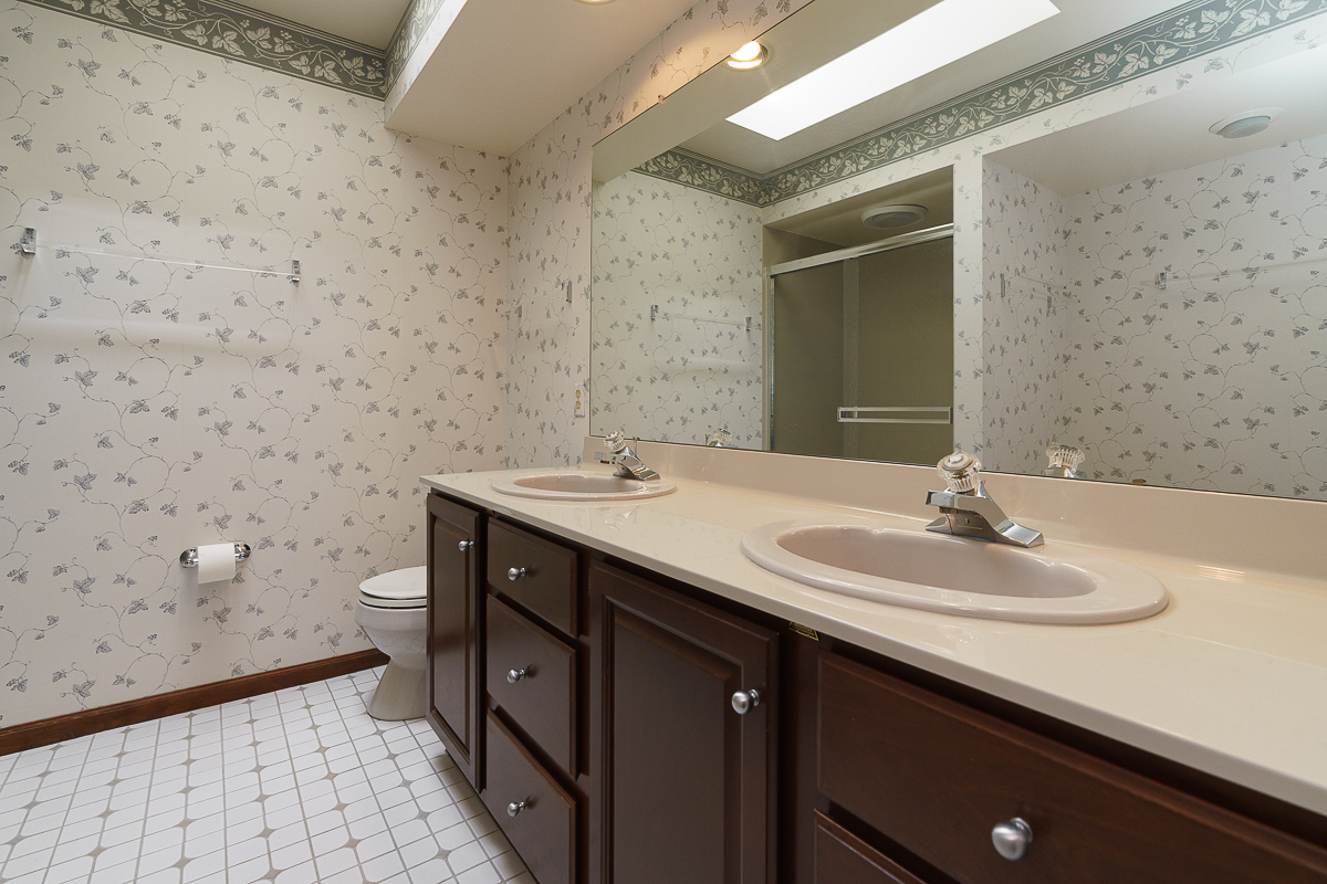 1270 Marlyn Dr-33
