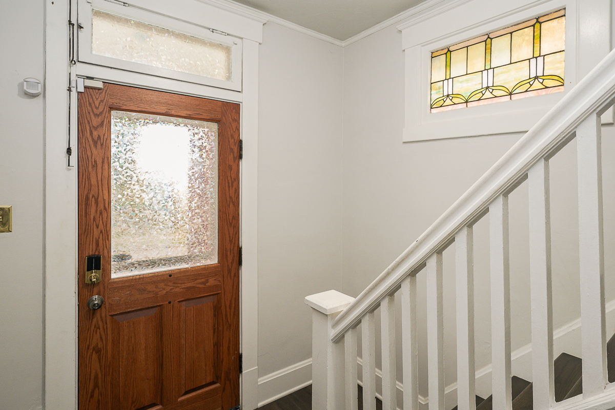 130 e Gates St-22