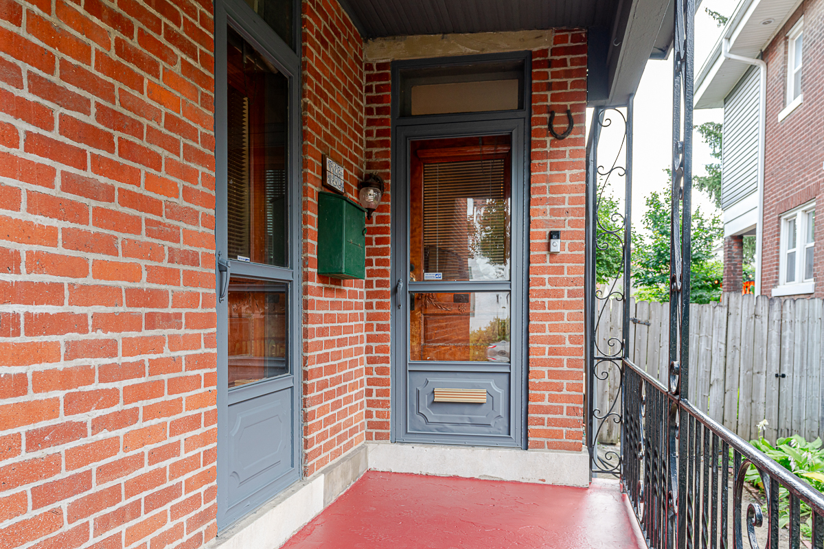 1366 s 4th St-3