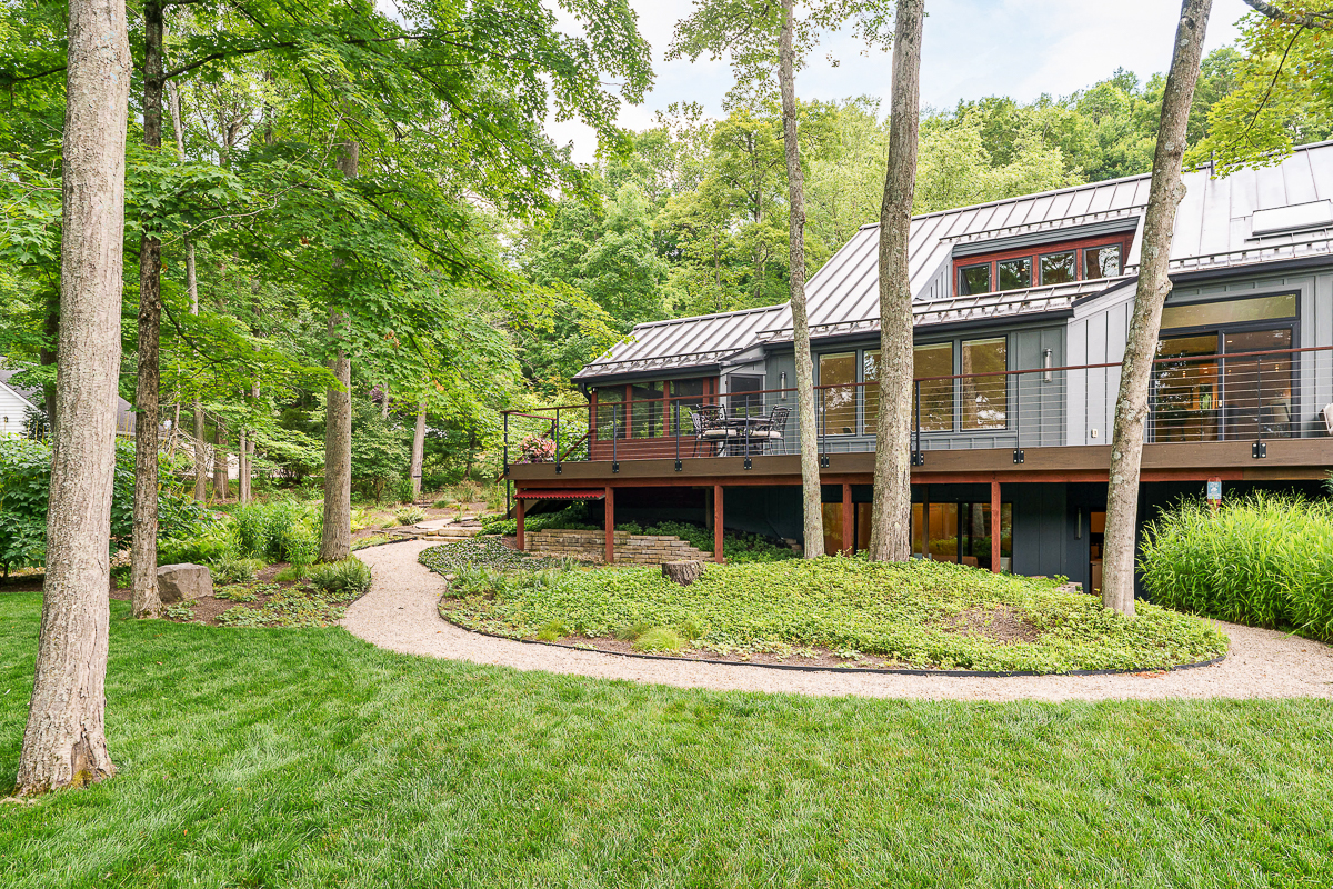150 Pinehurst Dr-37