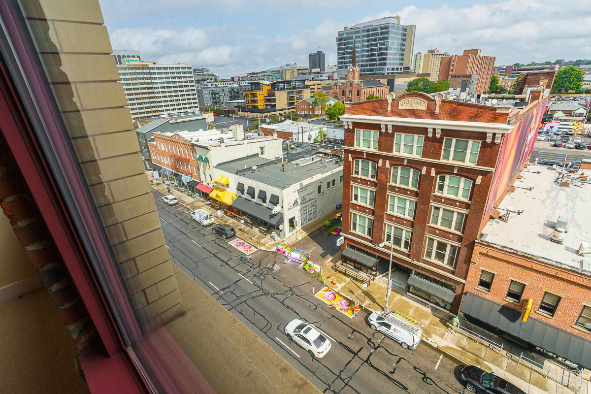 150 E Main St #612-22