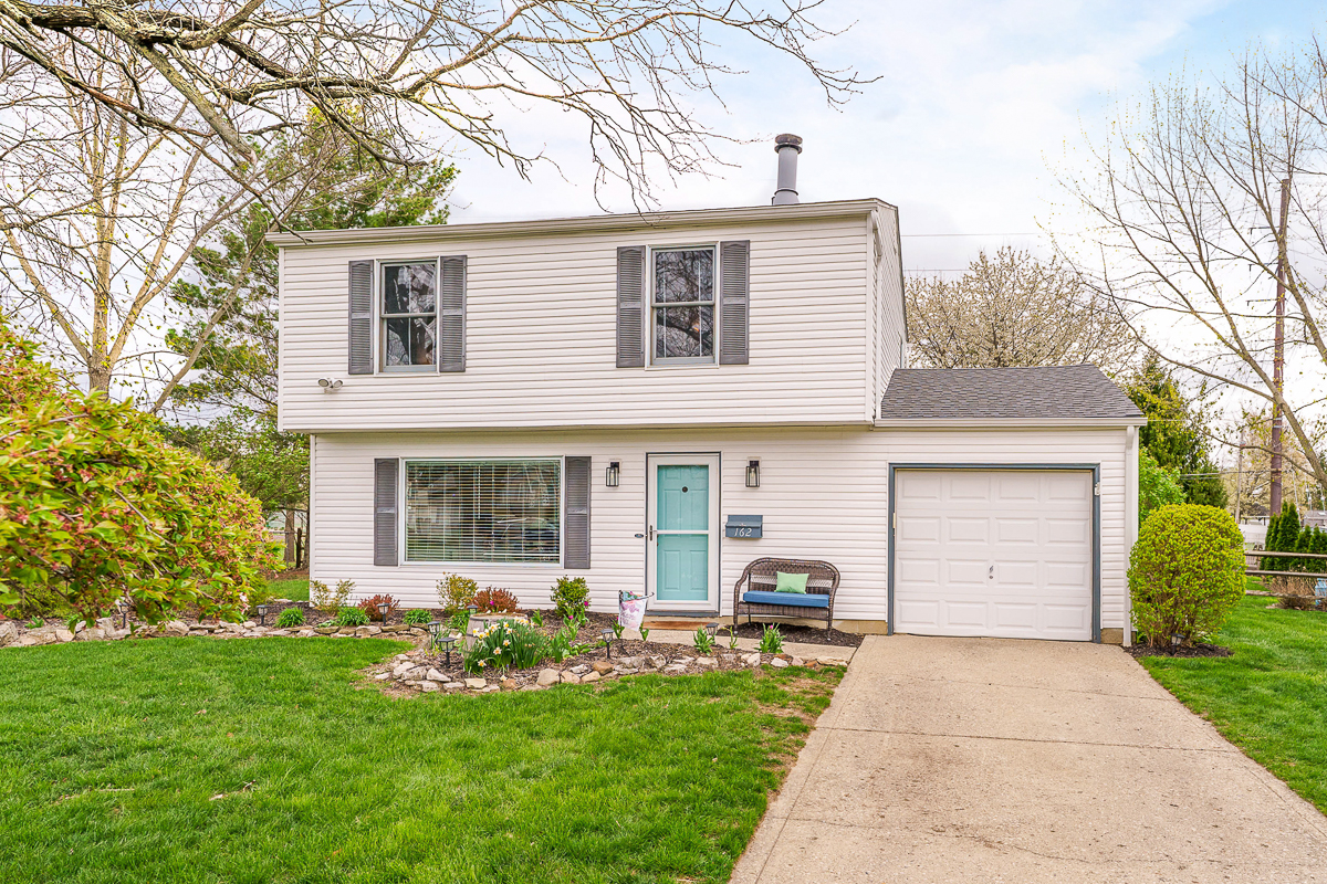 162 Burns Dr-1