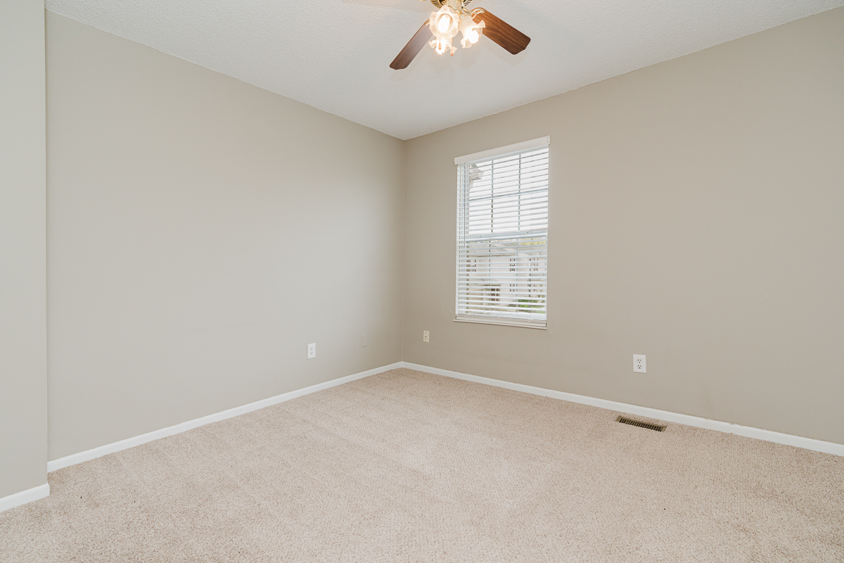 1740 Bennigan Dr-34