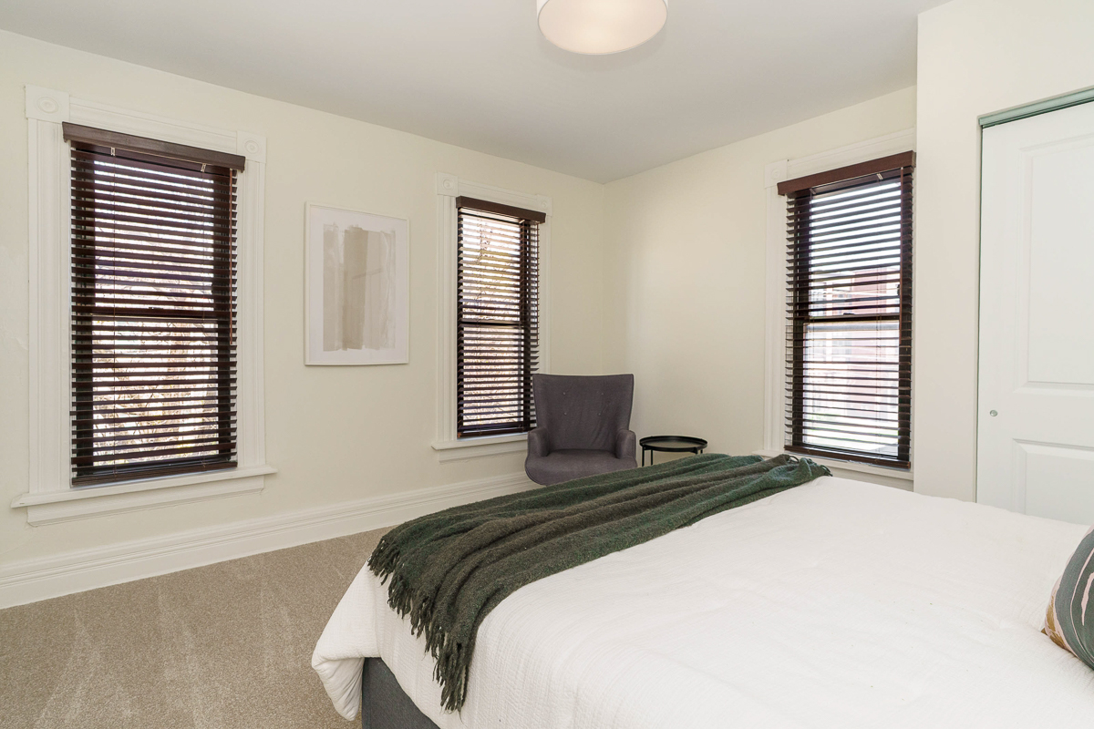 183 e First Ave-23