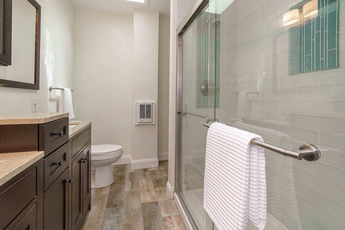 183 e First Ave-28