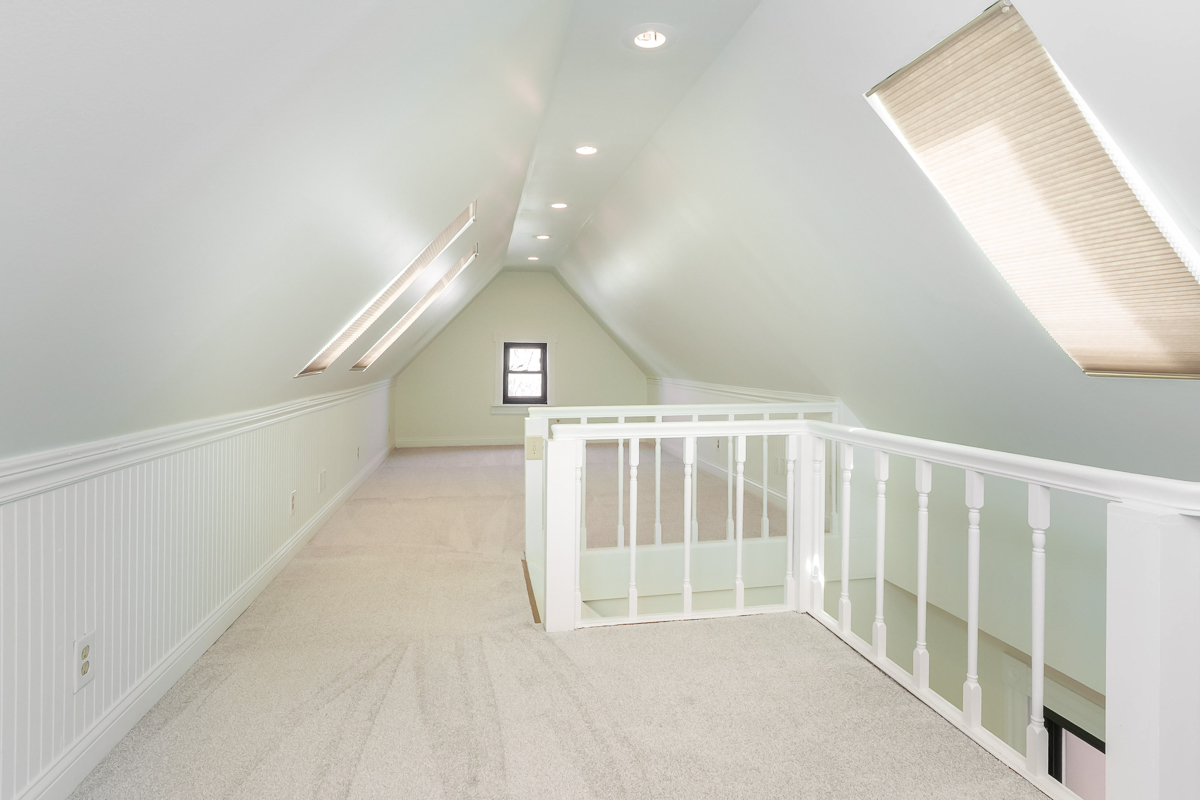 183 e First Ave-31