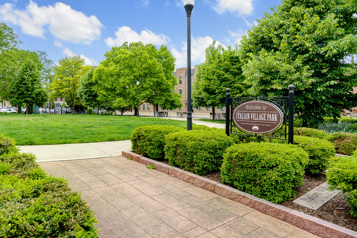 183 e First Ave-35