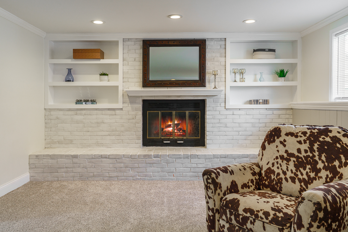 2053 Brofford Dr-12