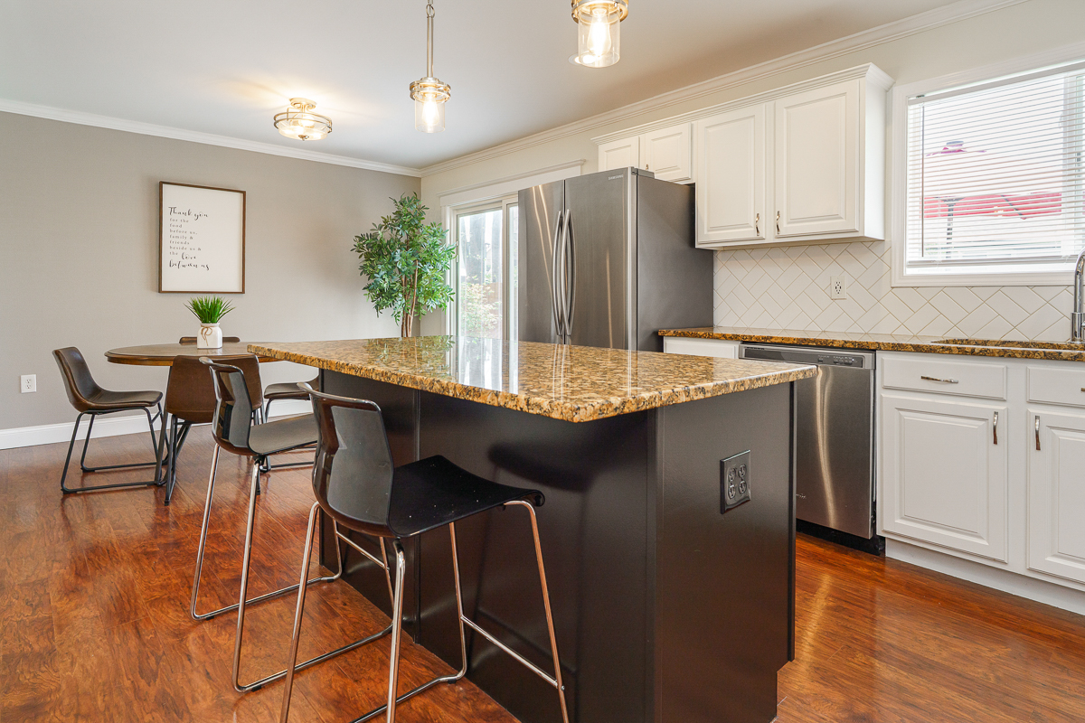 2053 Brofford Dr-30