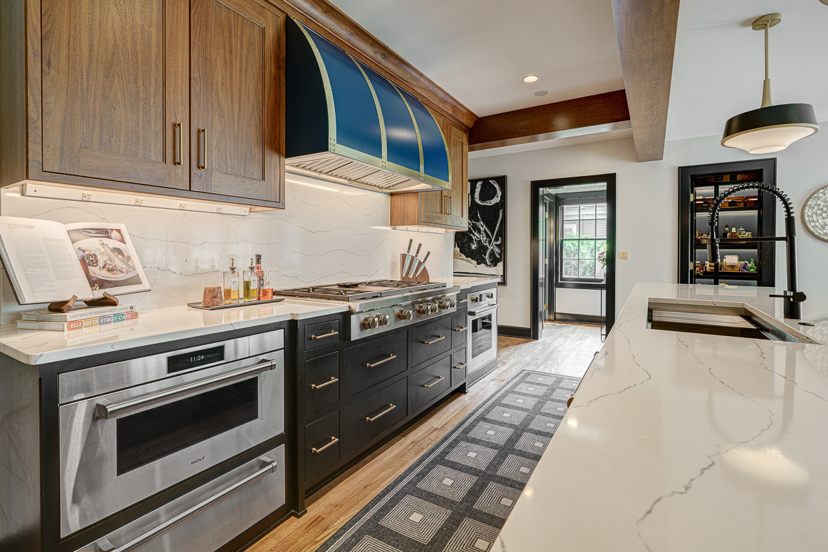 2099 Guilford Rd -9