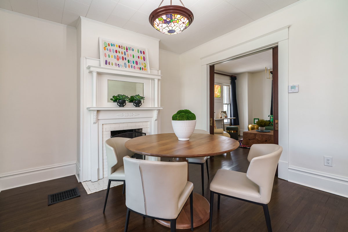 209 E Morrill Ave-9