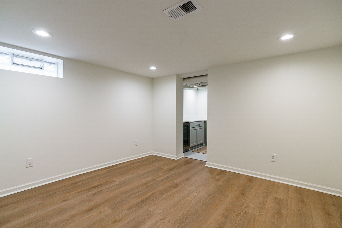 2109 Yorkshire Rd-69