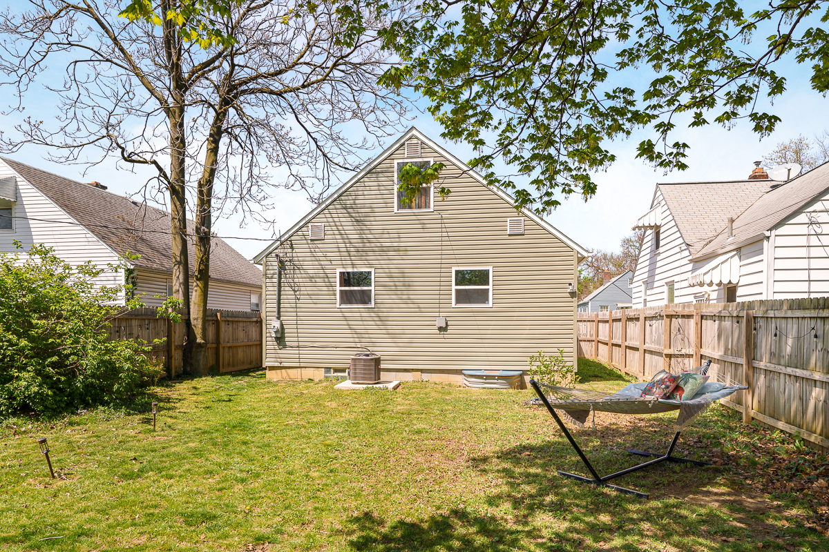 1469 e 22nd Ave-13