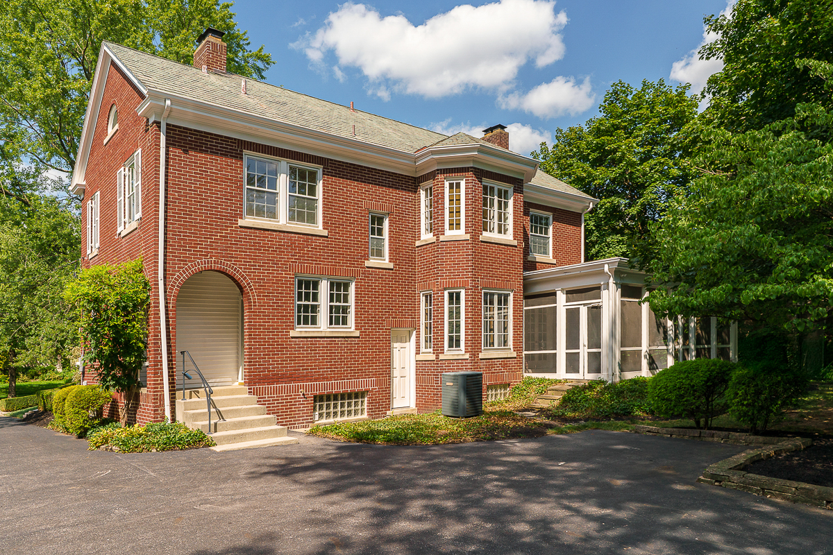 2201 Bryden Rd-7