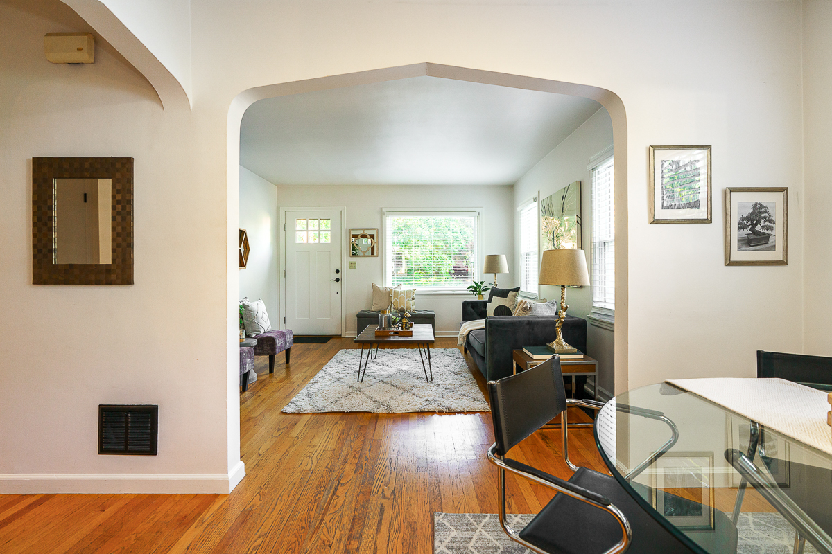 221 Deland Ave-22