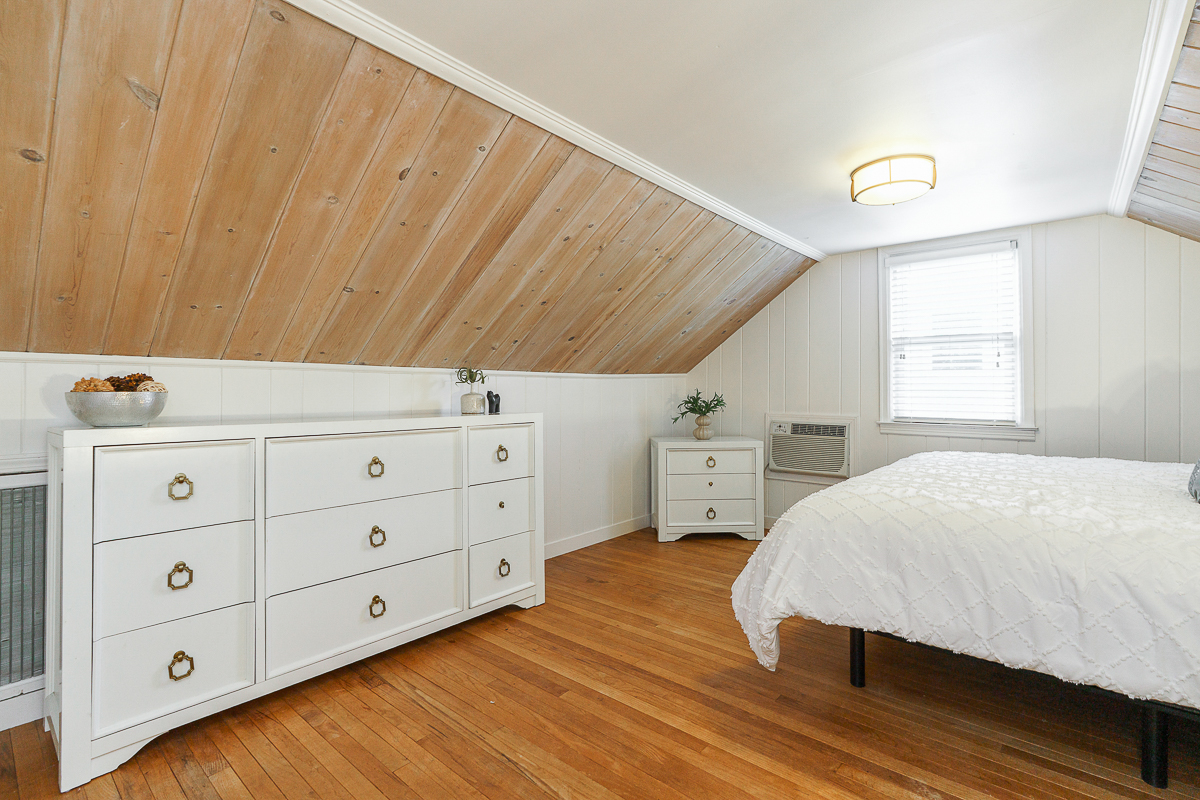 221 Deland Ave-33