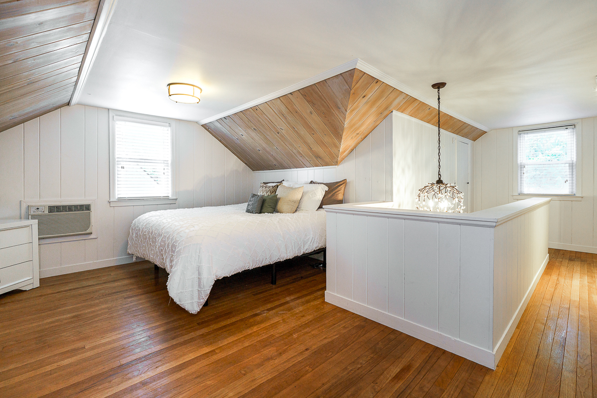 221 Deland Ave-34