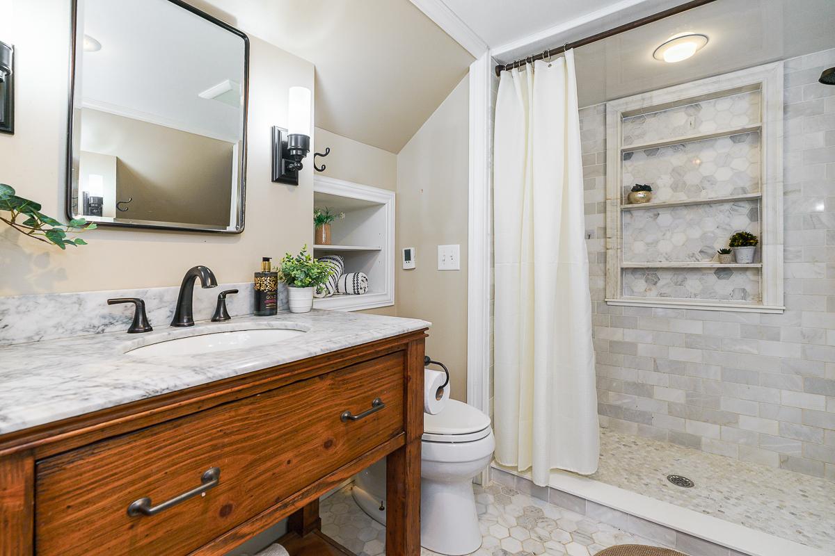 221 Deland Ave-38