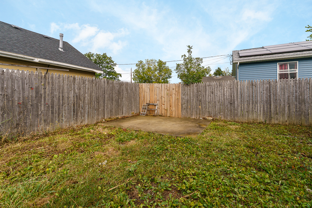 2220 Sale Rd-11