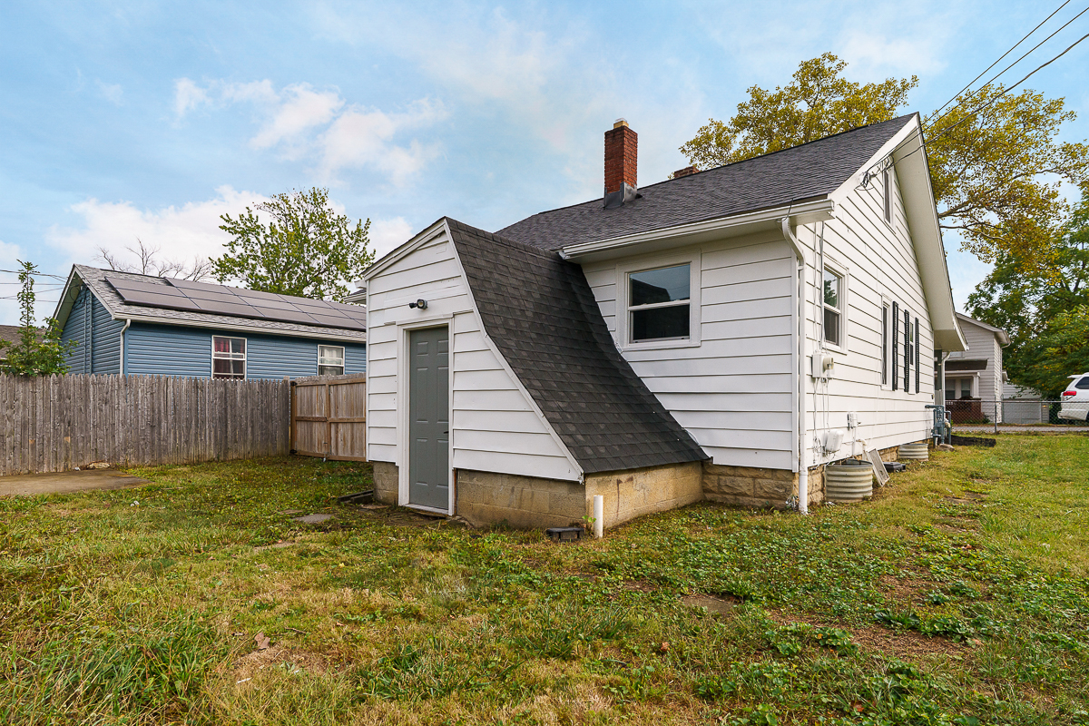 2220 Sale Rd-12